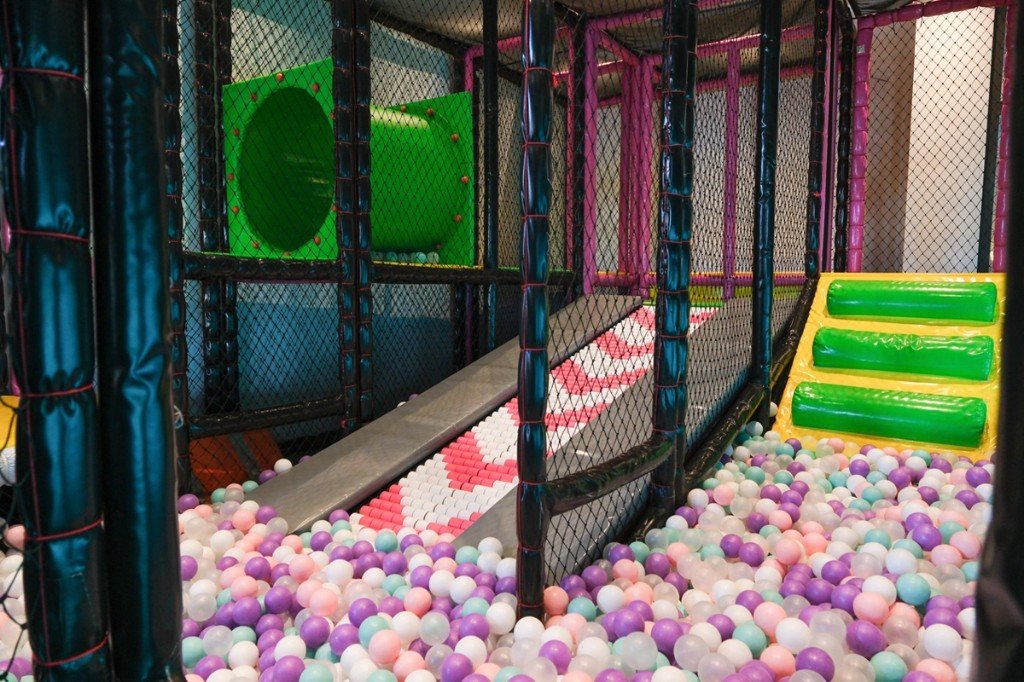 Çocuk Oyun Salonu (Kids Club)