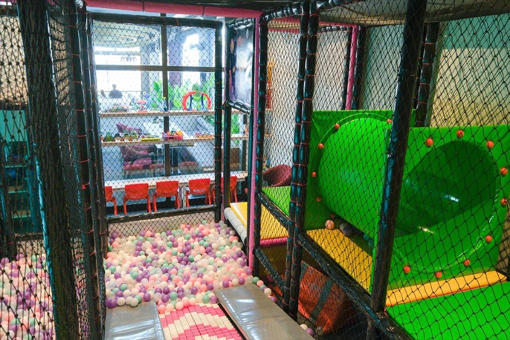 Çocuk Oyun Salonu (Kids Club)